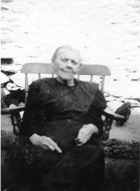 Mrs Margaret Keating Comeragh Kilrossanty